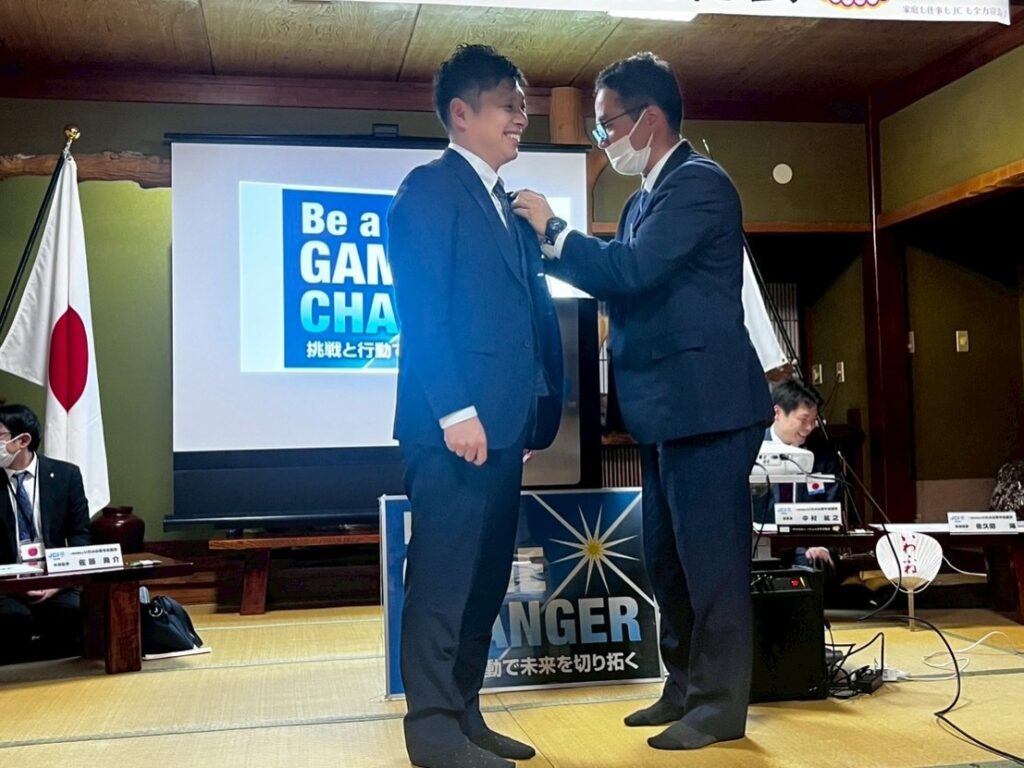 1月例会・通常総会
バッジ授与